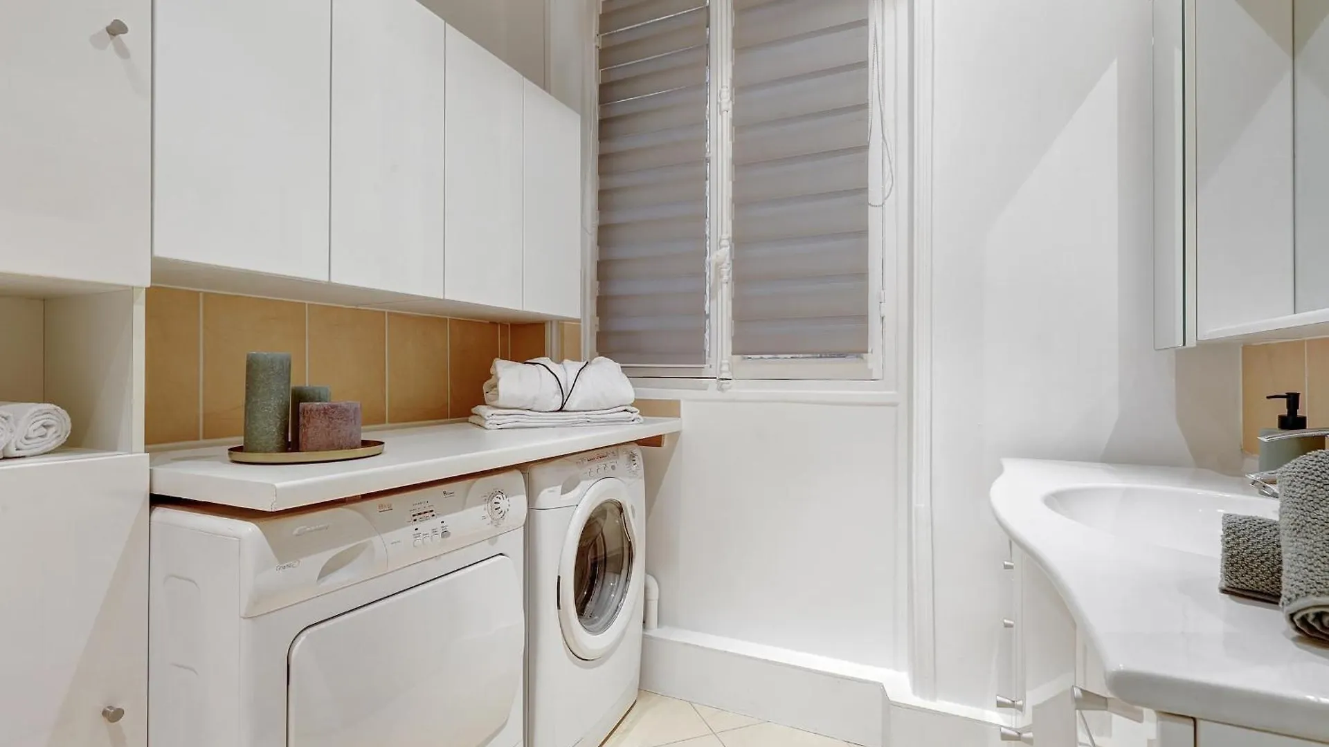 شقة Historic Montparnasse & Jardin Atlantique - Cityapartmentstay باريس