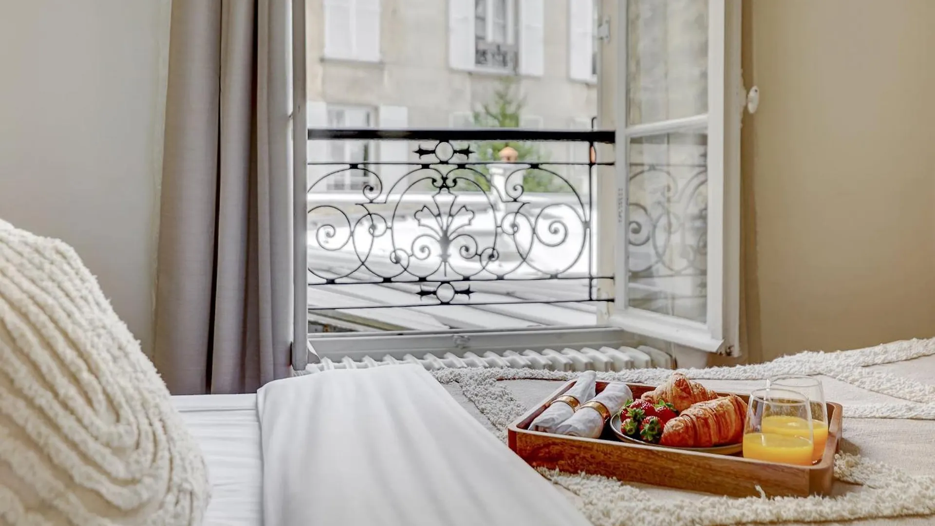 Historic Montparnasse & Jardin Atlantique - Cityapartmentstay باريس فرنسا