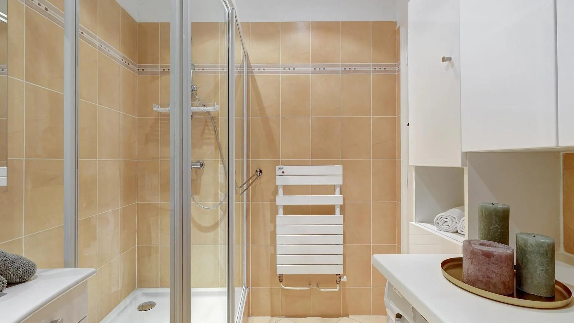 Apartment Historic Montparnasse & Jardin Atlantique - Cityapartmentstay Paris