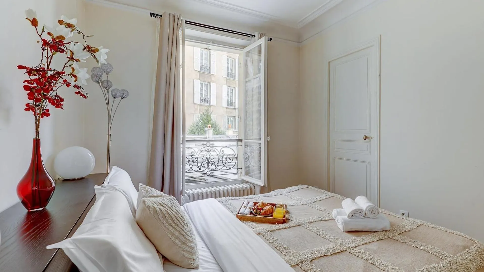 Apartment Historic Montparnasse & Jardin Atlantique - Cityapartmentstay Paris